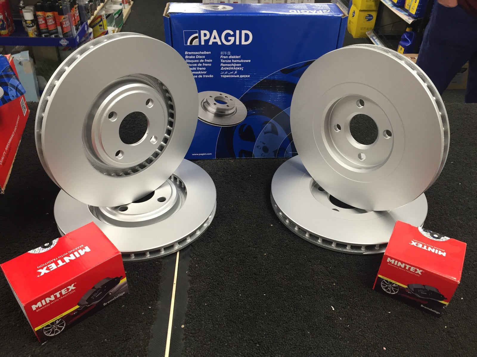LOTUS ELISE MK1 ELISE 340R EXIGE MK1 BRAKE DISC VENTED OEM BRAKE PADS FRONT REAR