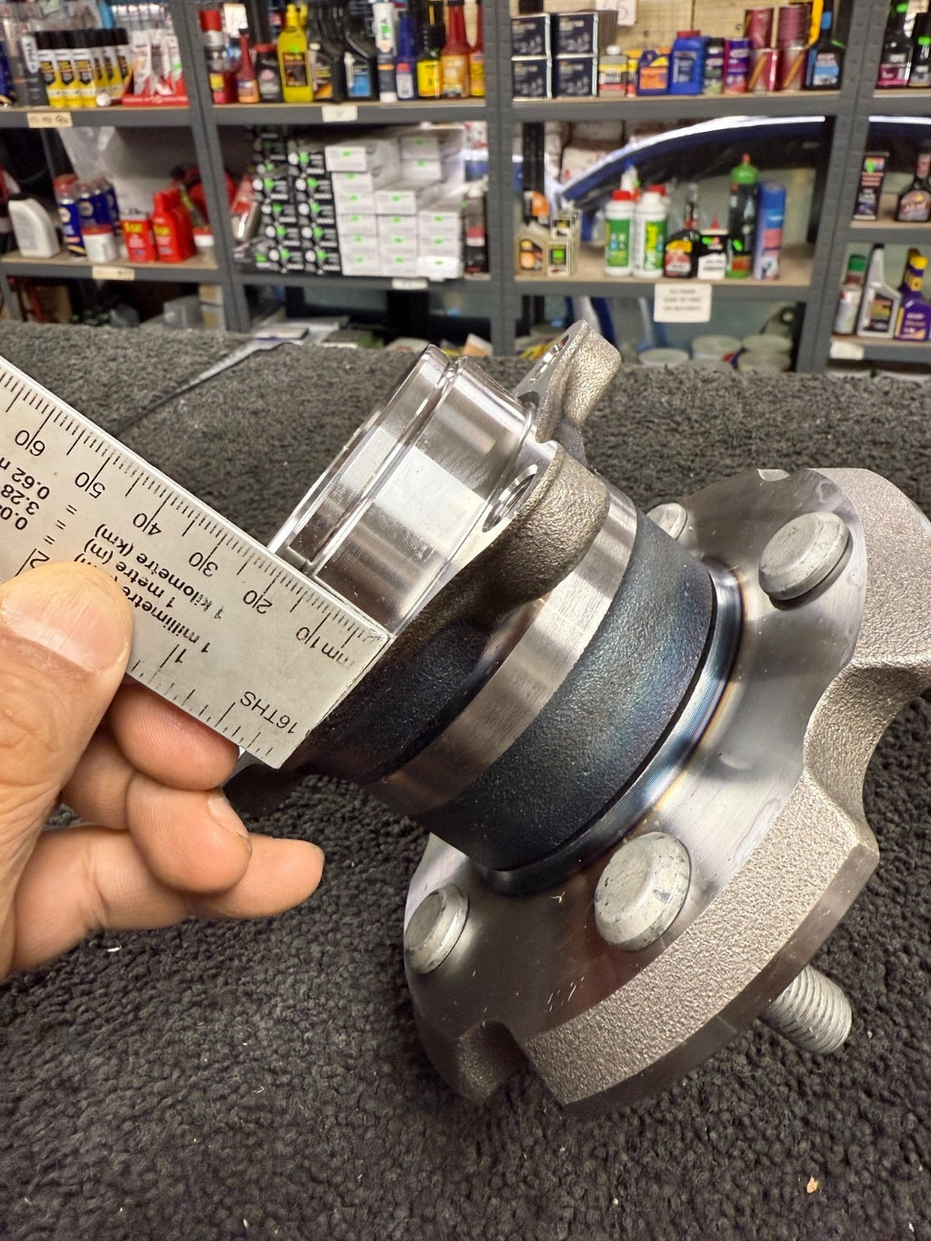 FOR TOYOTA ESTIMA HYBRID  AHR20 2006-16 4WD REAR WHEEL AXLE HUB BEARING COMPLETE