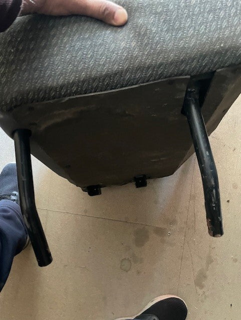 LAND ROVER DEFENDER  110 TDI V8 SECOND ROW SEAT 60/30 30SPLIT SEAT ONLY