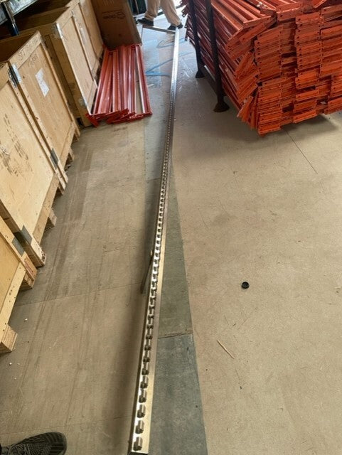 STAINLESS STEEL WAREHOUSE FREEZE LONG SLOTTED RAIL SLOTTED 5.6 METER APPROX