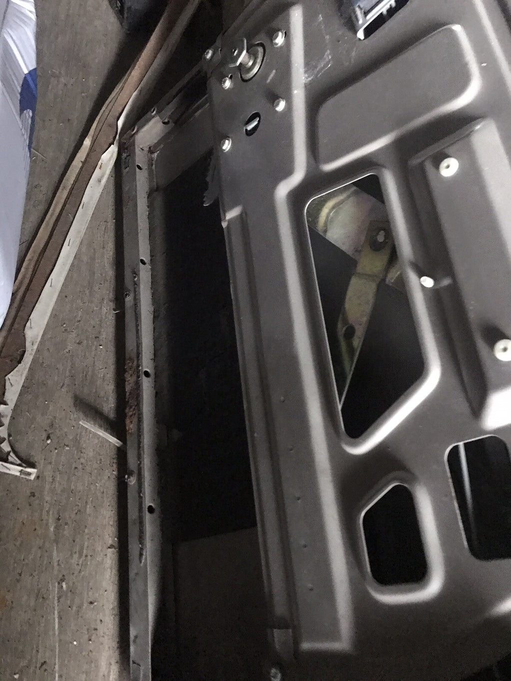 DEFENDER 90 110 TDI TD5 PASSENGER SIDE FRONT DOOR COMPLETE + GLASS USED MINT
