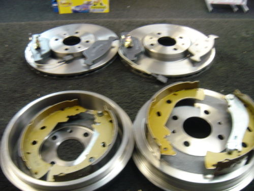 FOR FORD FOCUS 1.6TDCI MK2 2004 ON REAR DRUMS & SHOES FRONT DISCS & PADS  