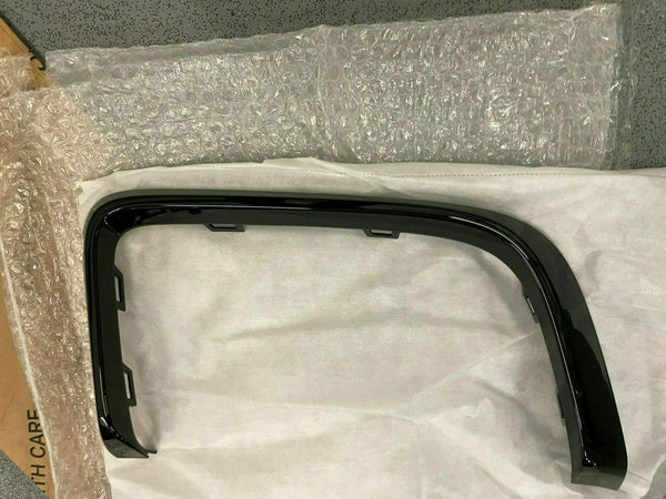 AUDI RS3 2016on REAR BUMPER DEFUSER EXHAUST TIPS TRIM BLACK RH 8V4807732T94