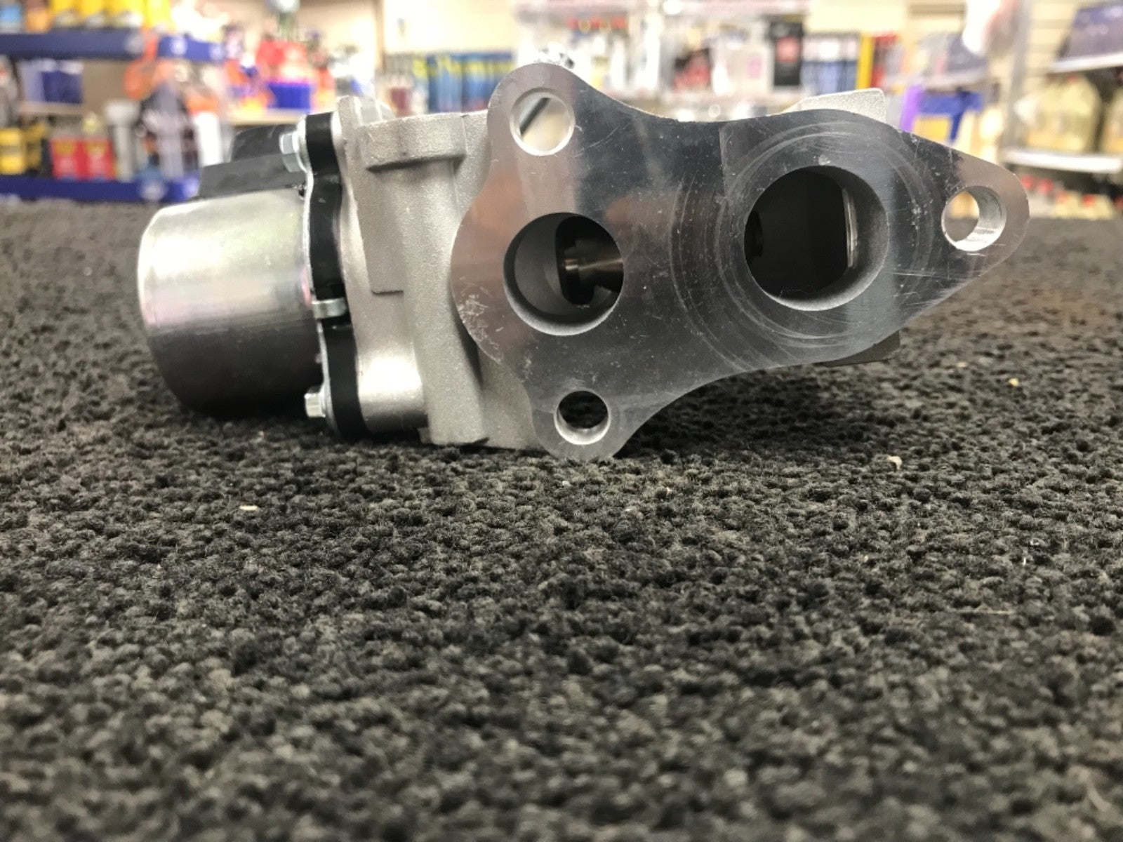 FOR TOYOTA 2.0 D4D RAV4 PREVIA AVENSIS VERSO OE QUALITY EGR VALVE 