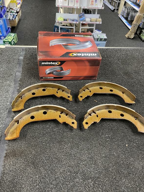 REAR MINTEX BRAKE SHOES FIT PEUGEOT 405 1.9 SPORT MI-16 ZX TURBO