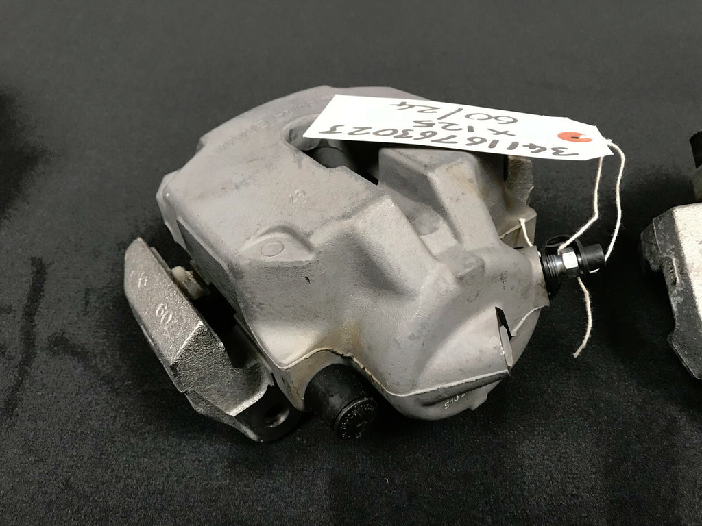 GENUINE FRONT BRAKE CALIPER CARRIER RH 5SER E60 E61 SALOON+TOURING ESTATE