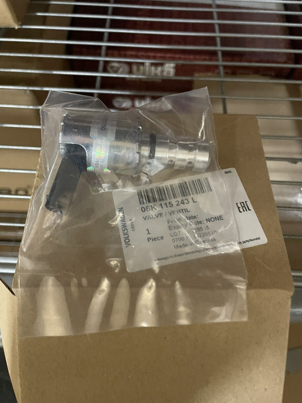 OCTAVIA AUDI A3 A5 Q5 A4 TT GOLF R 2.0Tsi OIL PRESSURE CONTROL VALVE GENUINE