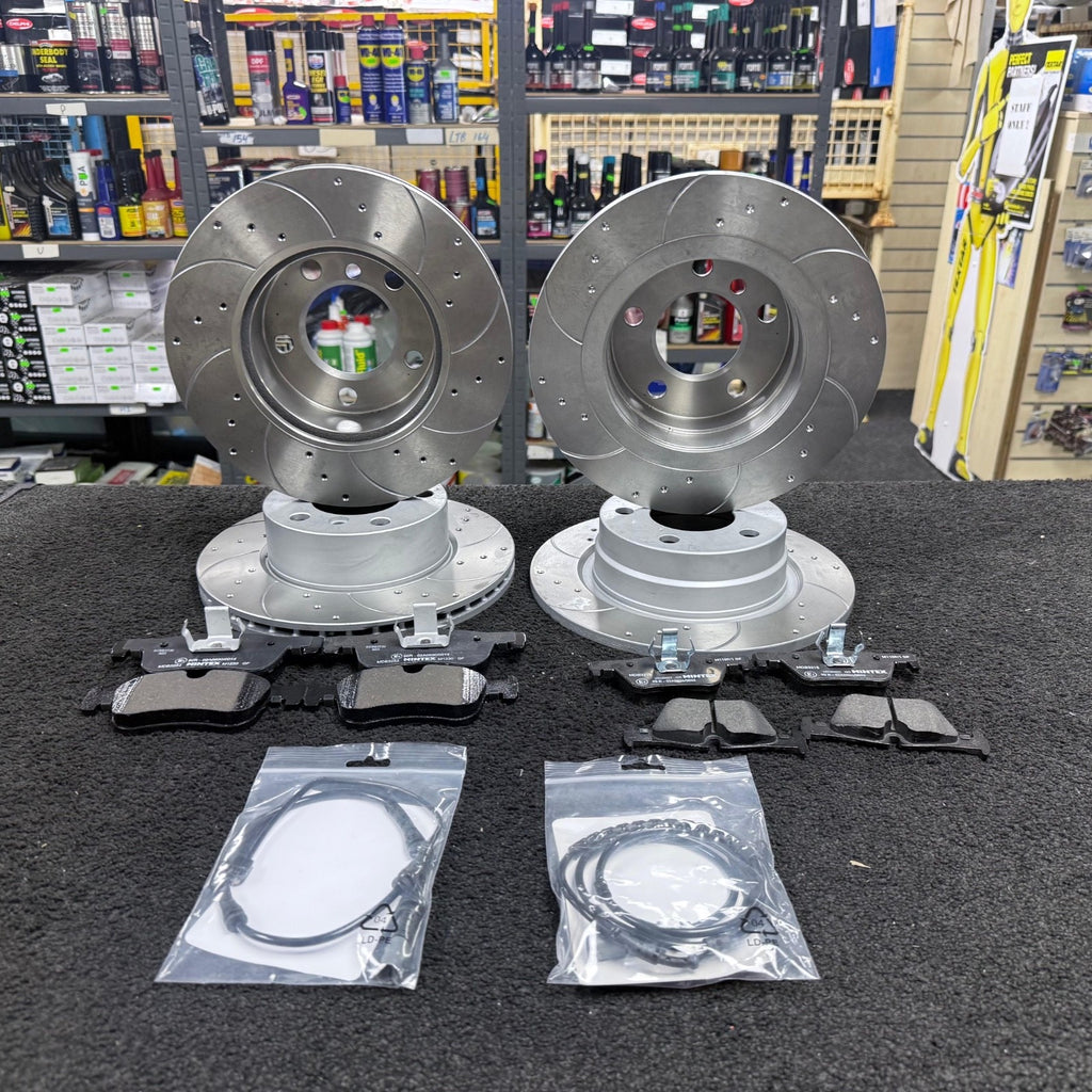 2 SERIES 218I SPORT  CROSS DRILLED GROOVED BRAKE DISCS BRAKE PADS FRONT REAR