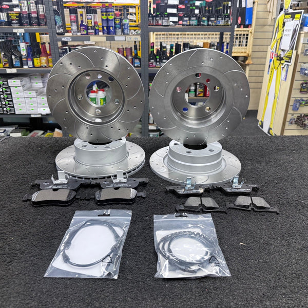 2 SERIES 218I SPORT  CROSS DRILLED GROOVED BRAKE DISCS BRAKE PADS FRONT REAR