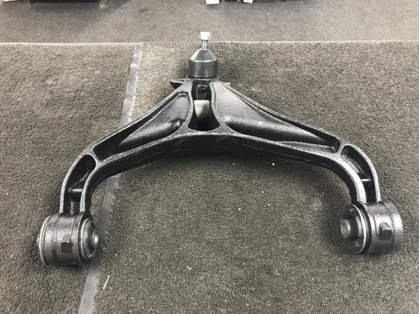 FOR JEEP LIBERTY DODGE NITRO 08 ON LOWER RIGHT SIDE WISHBONE ARM WITH BALL JOINT