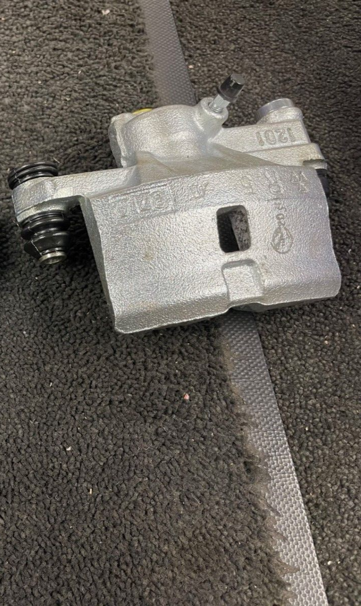 FOR TOYOTA CELICA IMPORT 1.8 2.0 AT200 ST162 ST182 202 REAR OS RH BRAKE CALIPER