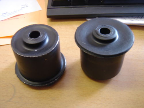 GRAND CHEROKEE 93-98 LOWER TRACK CONTROL ARM BUSH X2
