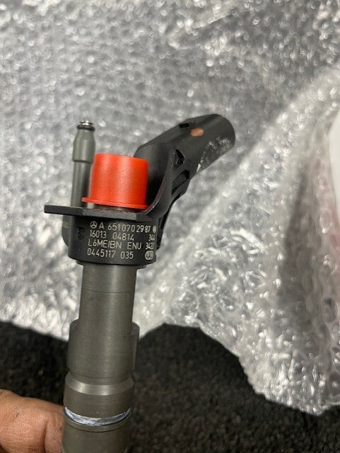MERCEDES GLA GLC GLE GLK M S SLC E CLASS SPRINTER DIESEL  INJECTOR 0445117034