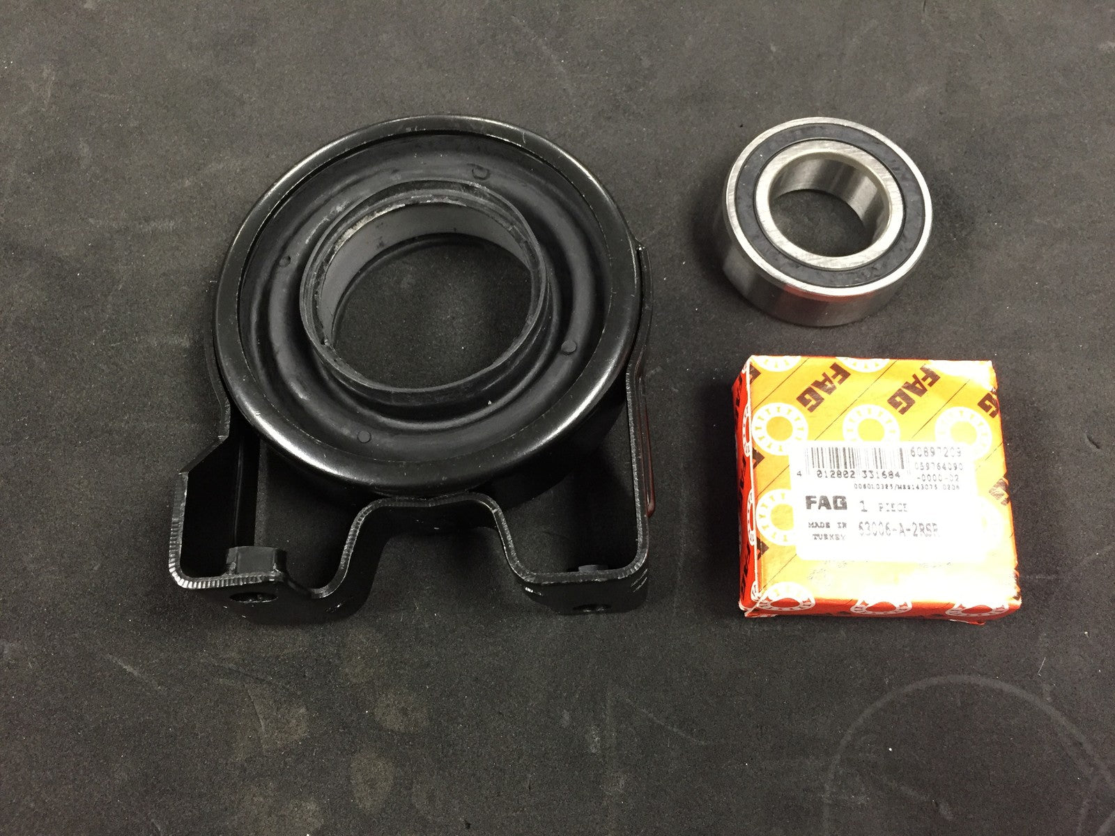 AUDI Q7 3.0TDi 3.6FSi 4.2FSi REAR PROPSHAFT CENTER BEARING BOOT MODIFIED  OE