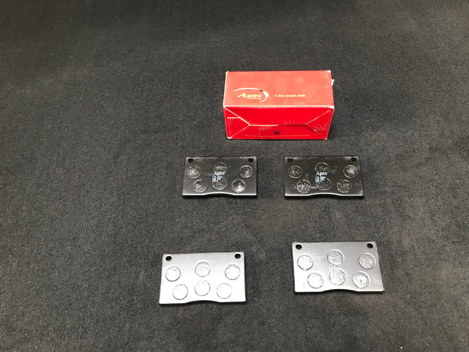 FOR ASTON MARTIN DB7 VOLANTE ZOGATO LAGONDA VANTAGE 3.2 6.0 FR APEC BRAKE PADS