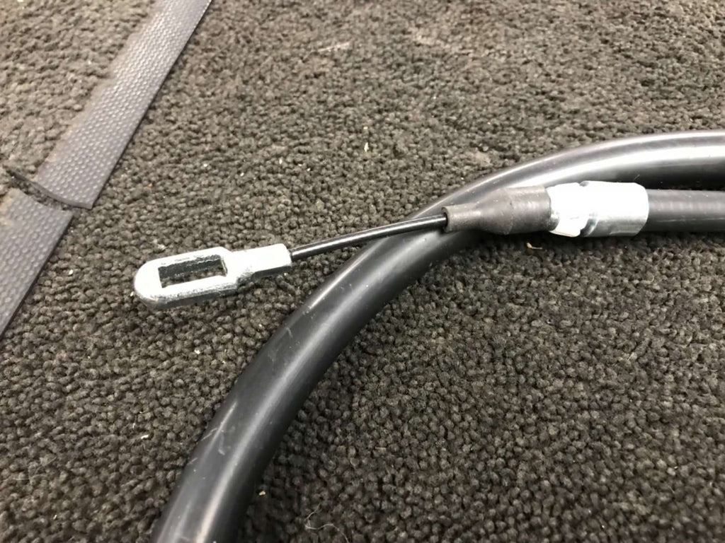 PARKING HANDBRAKE CABLE RIGHT FOR MERCEDES SPRINTER  1680MM LONG 