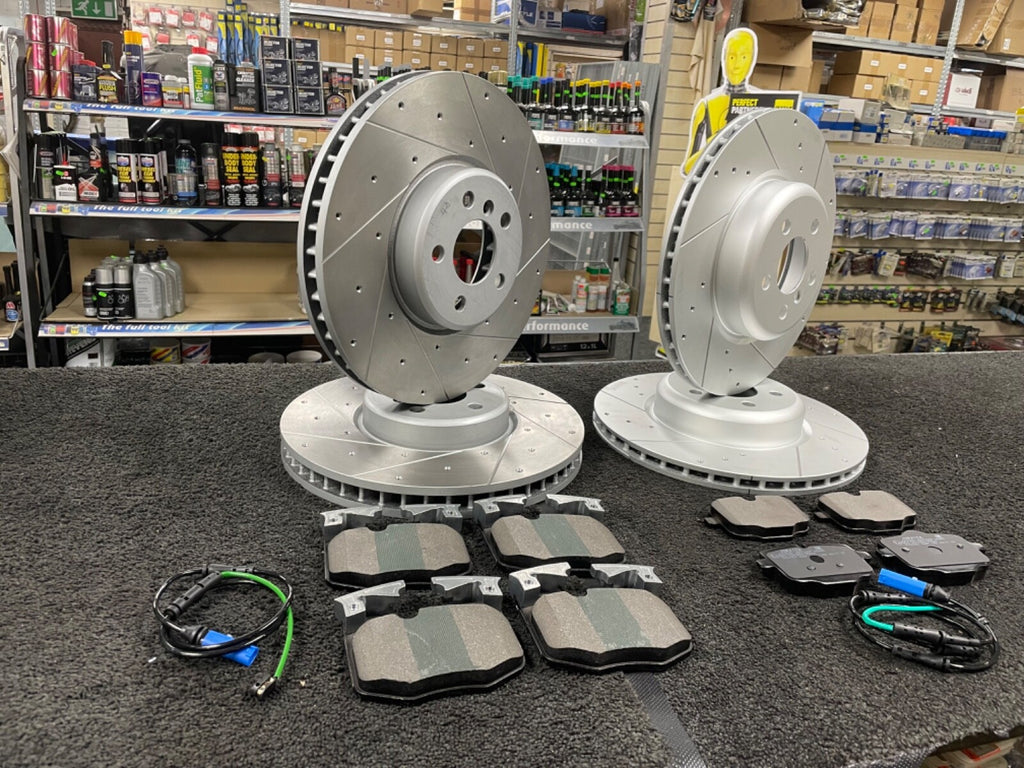 FOR 5 SERIES 530E M SPORT (MK7 (G30))  FRONT REAR DISCS PADS DRILLED GROOVED