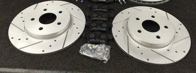 FOR JAGUAR X TYPE BRAKE DISCS DRILLED GROOVED MINTEX BRAKE PADS  REAR SET 