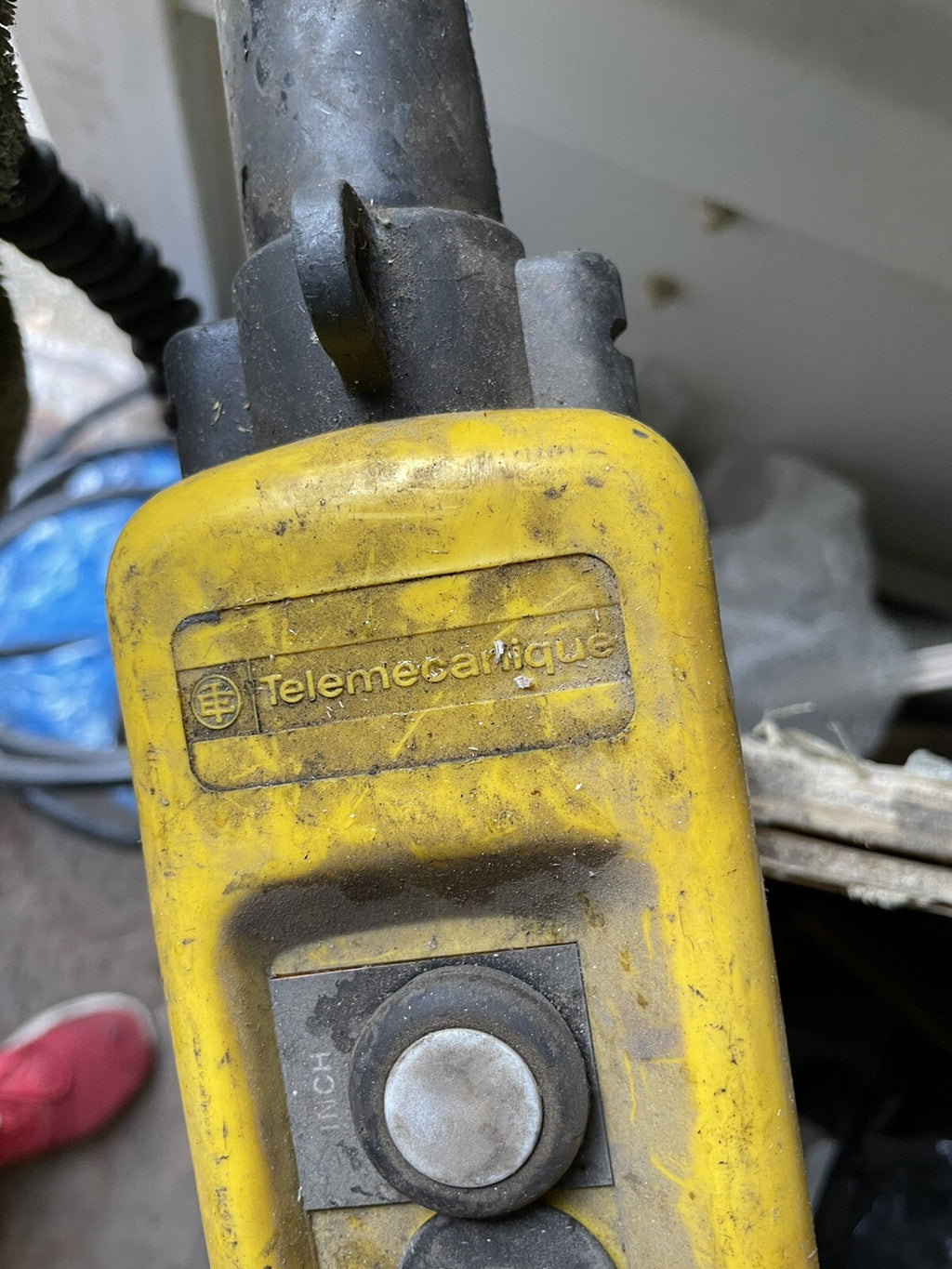 Telemecanique lead cable conveyor control box
