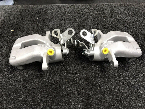 2NEW REAR BRAKE CALIPER LHRH FORVW GOLF MK5 R32 AUDI A3 S3 TT EOS 8J QUATTRO 3.2