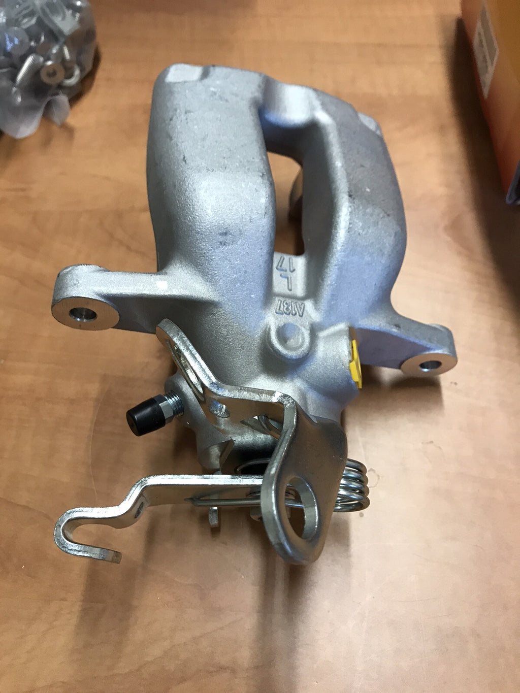 REAR BRAKE CALIPER RH  SIDE VW GOLF MK5 R32 AUDI A3 S3 TT EOS 8J QUATTRO 3.2