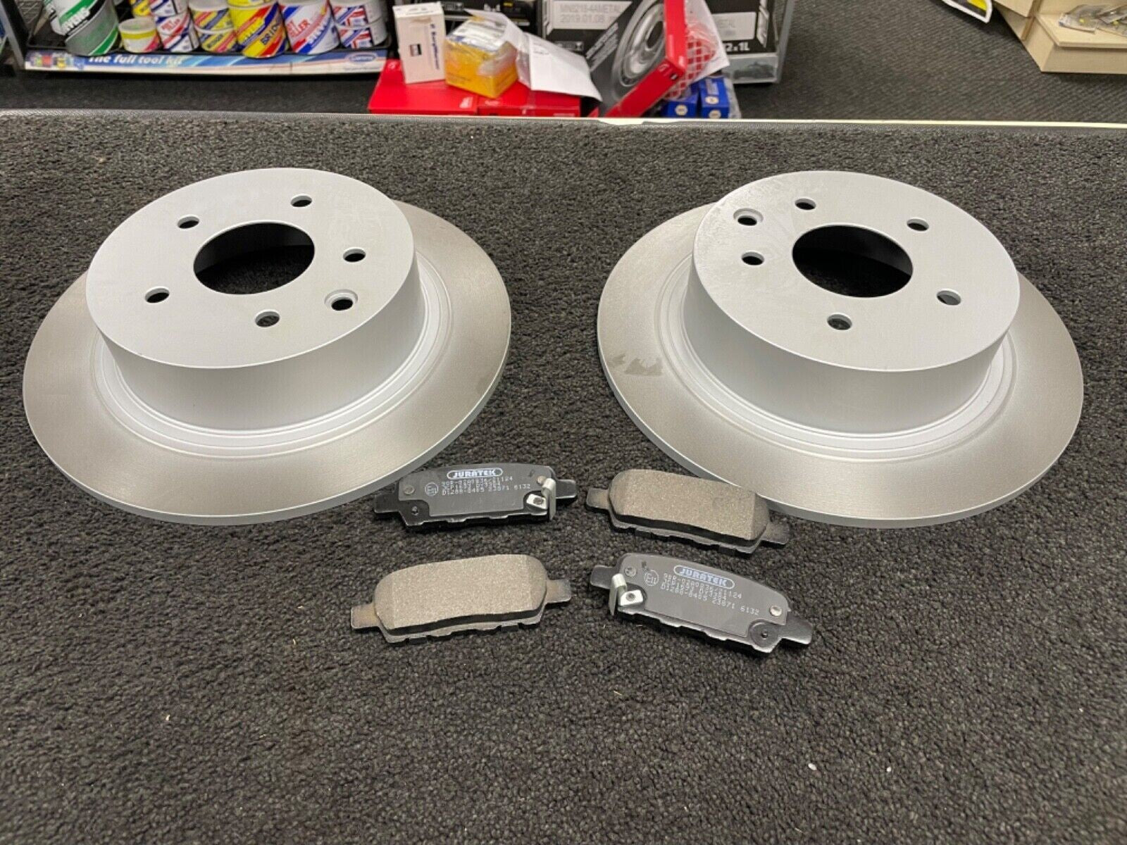 FOR NISSAN JUKE 1.5 DCI MK1 2010-2014 REAR BRAKE DISCS AND PADS NEW 292MM