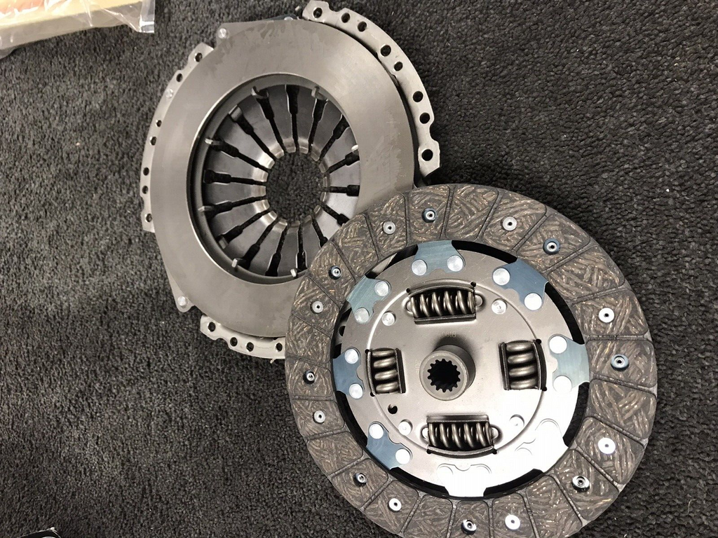 FOR CORSA C D COMBO DIESEL 1.3CDTi 2 PCE CLUTCH KIT 14 SPLINE SOLID FLYWHEEL