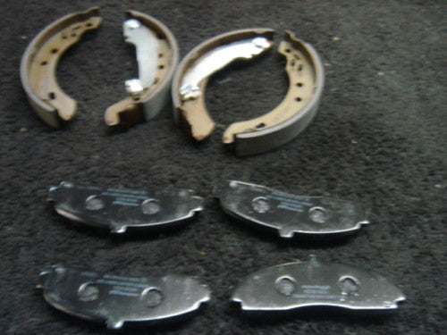 FOR NISSAN MICRA K11 FRONT BRAKE PADS & REAR BRAKE SHOES 