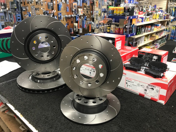 GOLF R TSI DSG  BRAKE DISC PADS BREMBO DRILLED GROOVED FRONT REAR 310MM +340MM