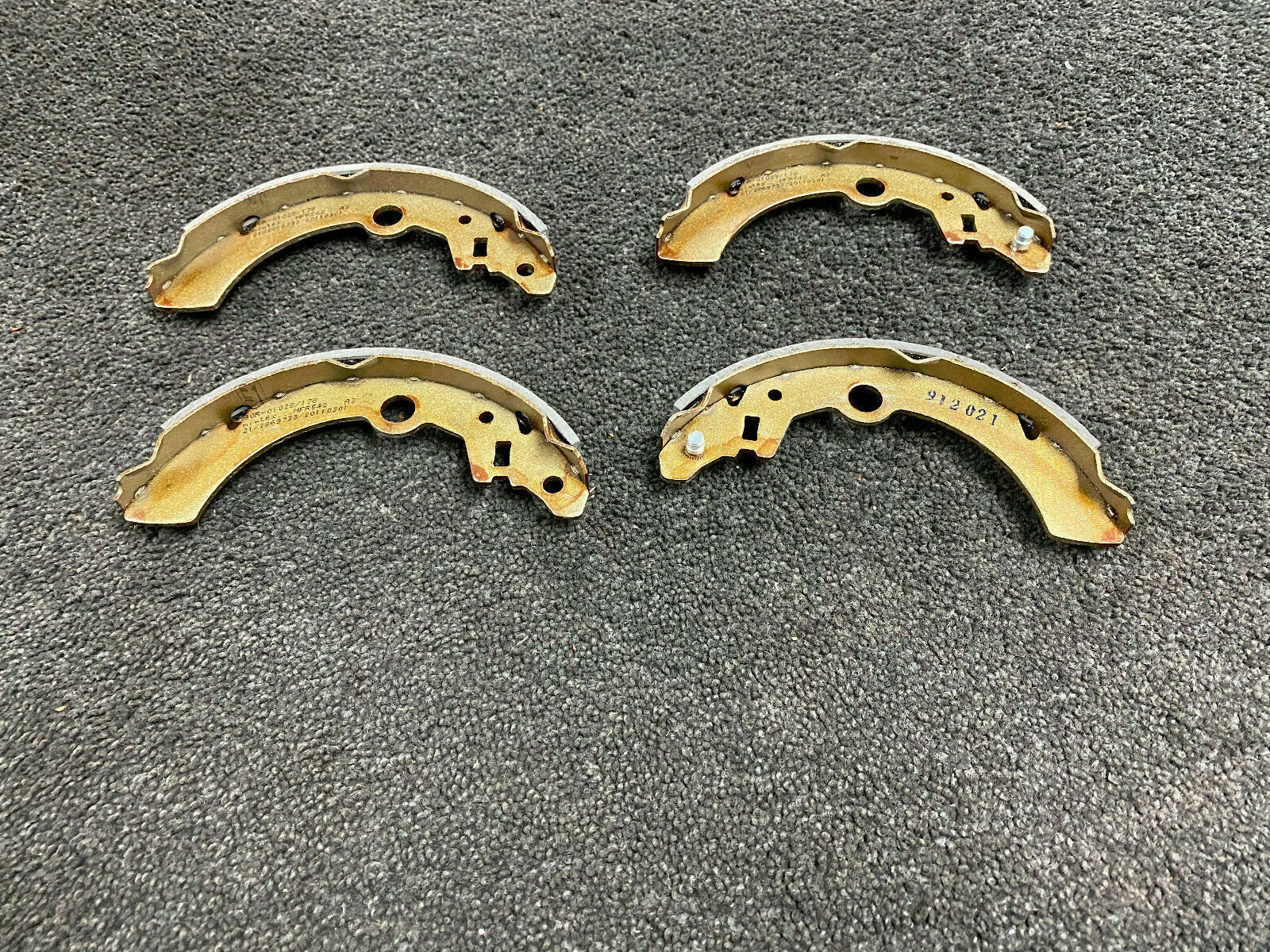 FOR SUZUKI ALTO 1.1 IGNIS1.3 WAGON R+ 1.3 2000-2008 REAR BRAKE SHOE SET 