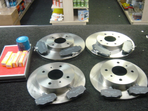 FOR NISSAN ALMERA 2000-2006 1.5 1.8 2.0 FRONT REAR DISC BRAKE PADS SERVICE KIT