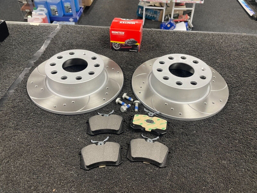 AUDI TT TDI 8J ULTRA SPORT REAR BRAKE DISC PADS RED BRAKE CALIPERS 272MM SOLID