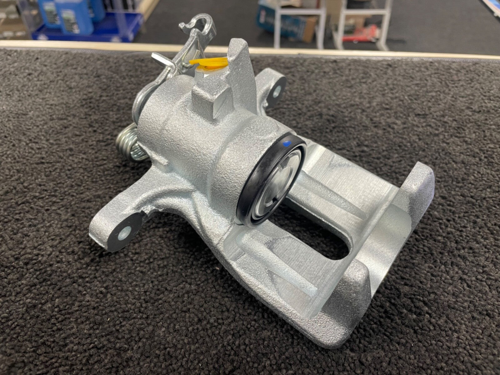 REAR BRAKE CALIPER FOR OCTAVIA VRS TDI CR (MK3 (Typ 5E))  RIGHT 