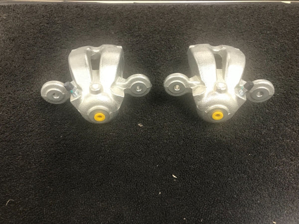 BMW 1 SERIES E81 E87 3 SERIES 320  E90 REAR BRAKE CALIPERS LEFT AND RIGHT SIDE