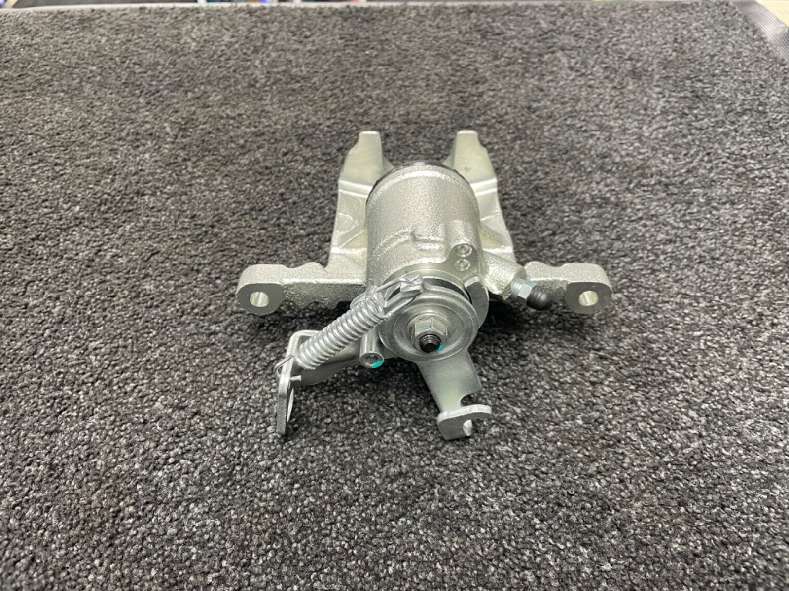 ASTRA J CDTi ZAFIRA MK3 TURBO REAR BRAKE CALIPER ELECTRIC HANDBRAKE 292MM LH NS