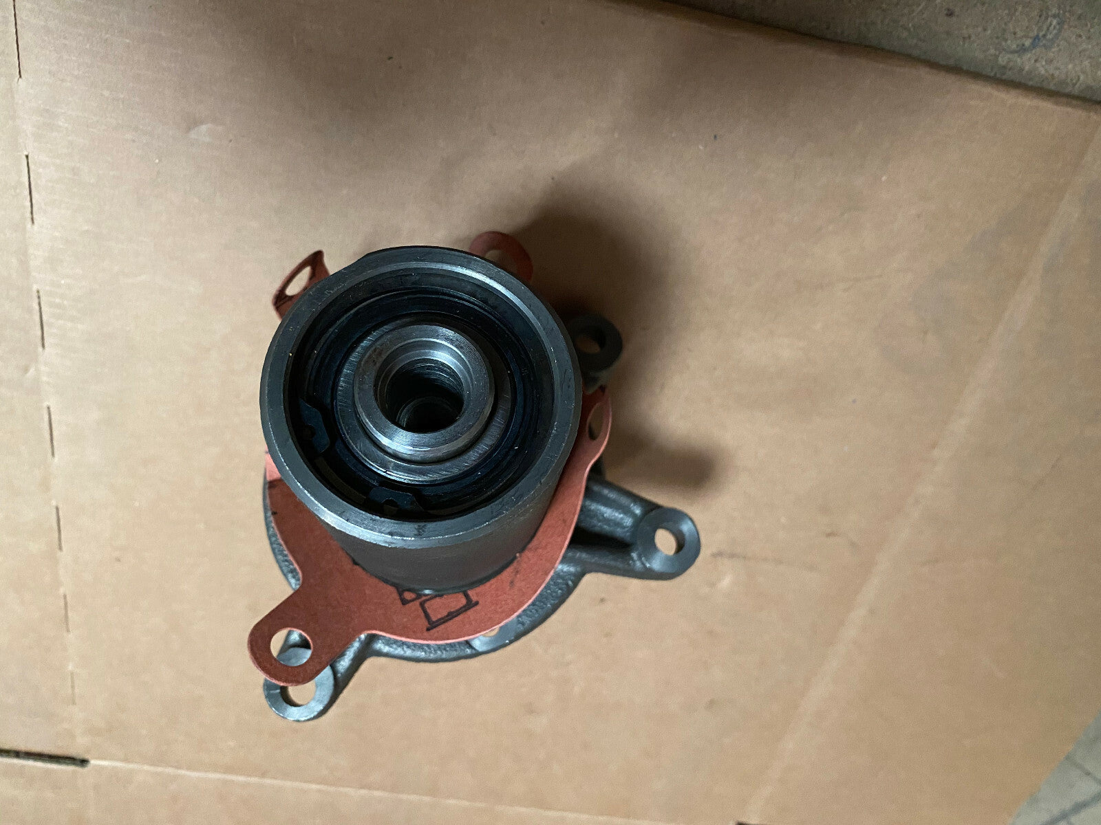 1 X WATER PUMP FOR MERCEDES 207D 307D 2.4 300GD 3.0