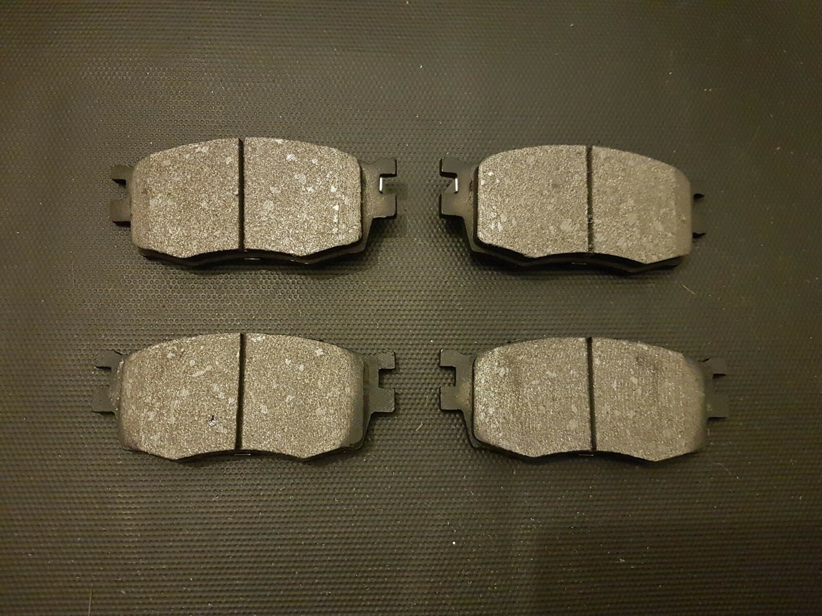 FOR HYUNDAI ACCENT KIA RIO 1.4 1.5 1.6 OE QUALITY BRAND NEW FRONT BRAKE PADS