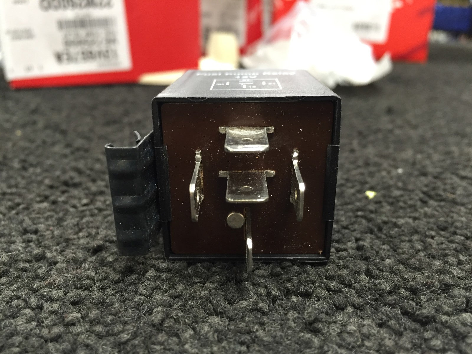 FUEL PUMP RELAY   FORD ESCORT FORD ORION FORD 85AG9P704 AA