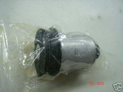 AUDI A3  AXLE BUSHES REAR SUBFRAME AXLE BUSHES X 2