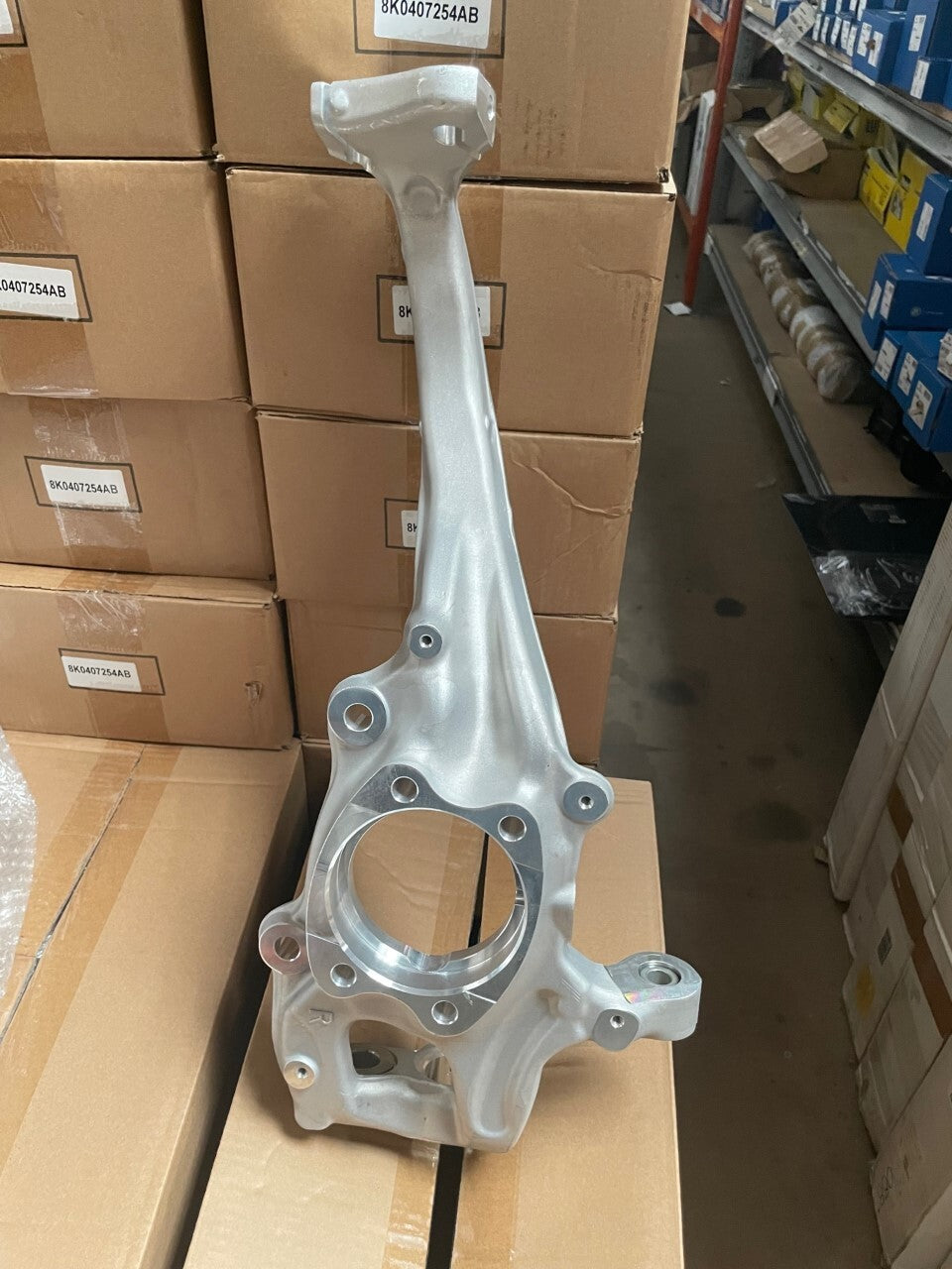 AUDI A5 TDI QUATTRO 2011-15  FRONT SUSPENSION KNUCKLE HUB BEARING CARRIER LH RH