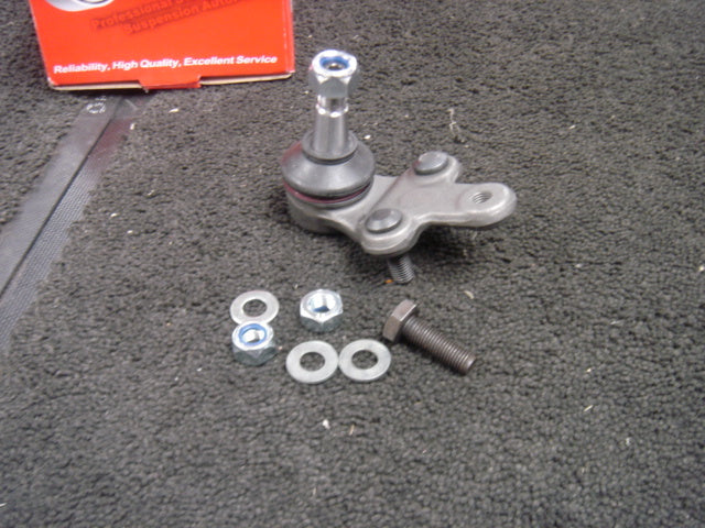 FOR TOYOTA STARLET EP91 EP82 1.3 TURBO GLANZA  LOWER WISHBONE ARM BALL JOINT LH