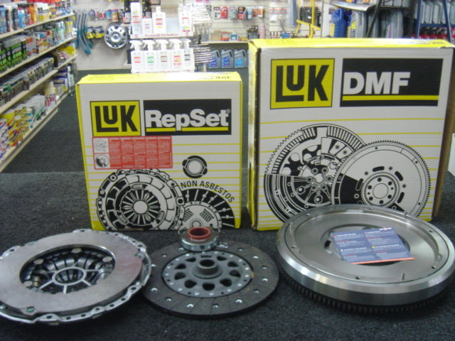 FOR  CHEROKEE KJ 2.5 CRD 2.5CRD LUK DUAL MASS FLYWHEEL CLUTCH KIT NEW 2001-2005