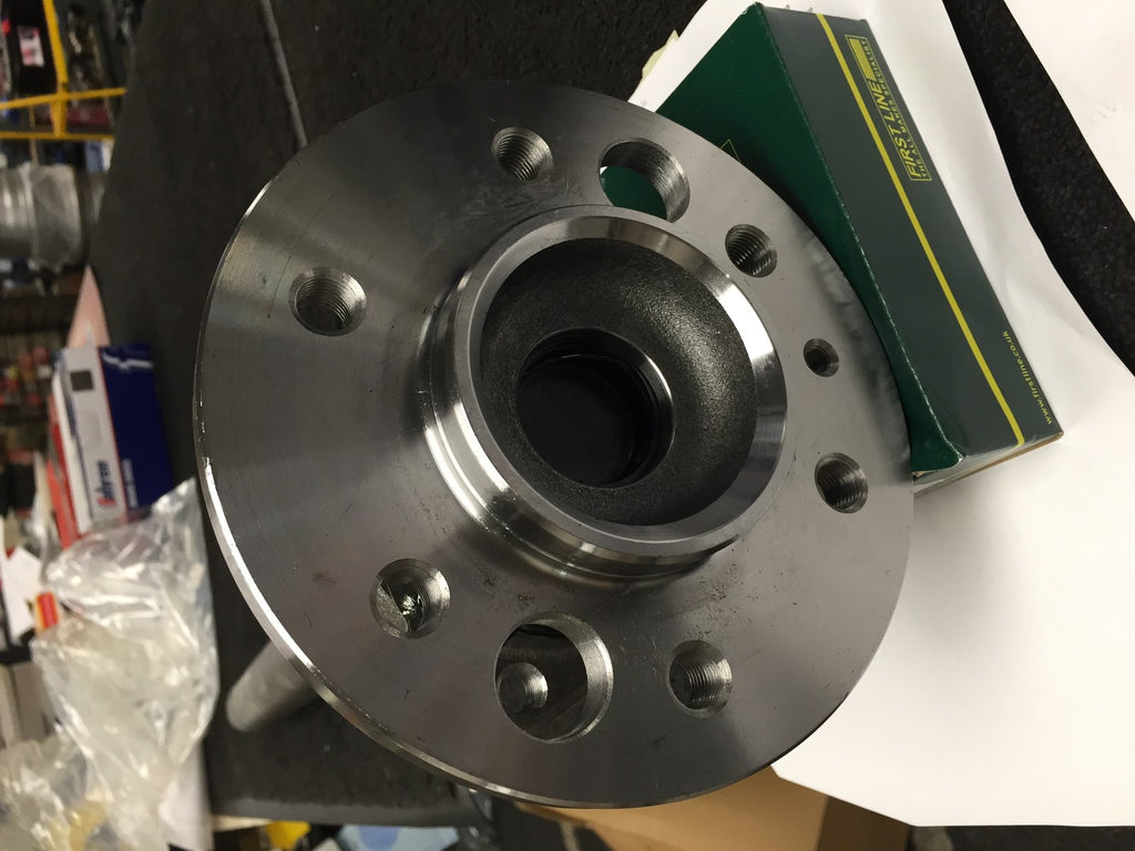 FOR SPRINTER 906 VW CRAFTER REAR LH NS AXLE HALF DRIVE SHAFT HUB 26T 890MM