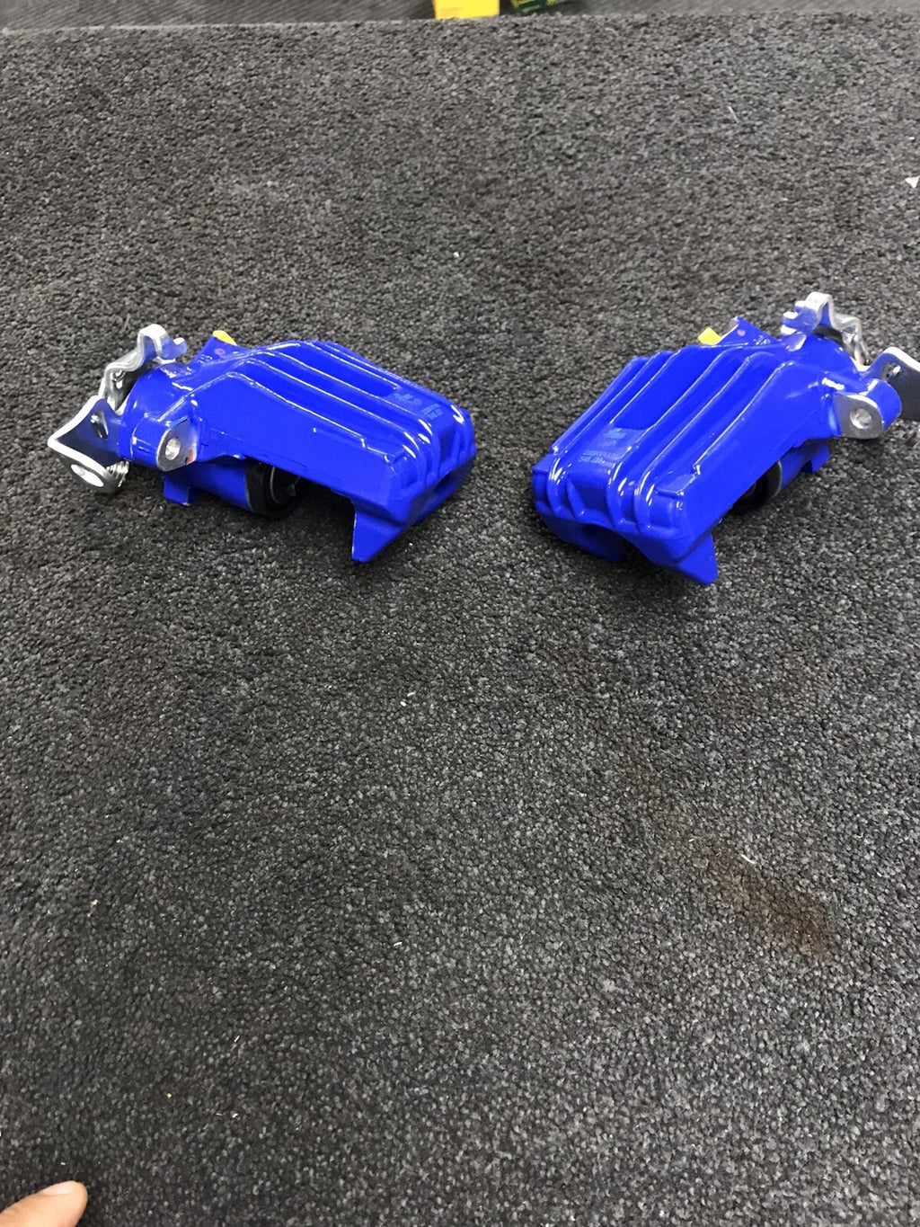 2 REAR BRAKE CALIPER BLUE PAINTED FOR SEAT SKODA IBIZA LEON POLO SOLID DISC