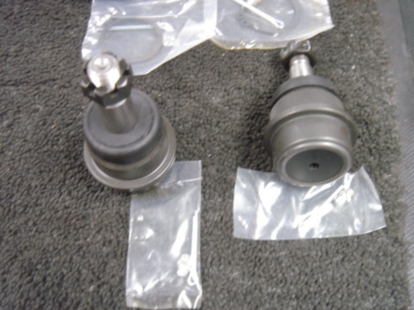 FOR JEEP GRAND CHEROKEE WJ WG 1999 -2004 BALL JOINT FRONT LOWER  BALL JOINTS