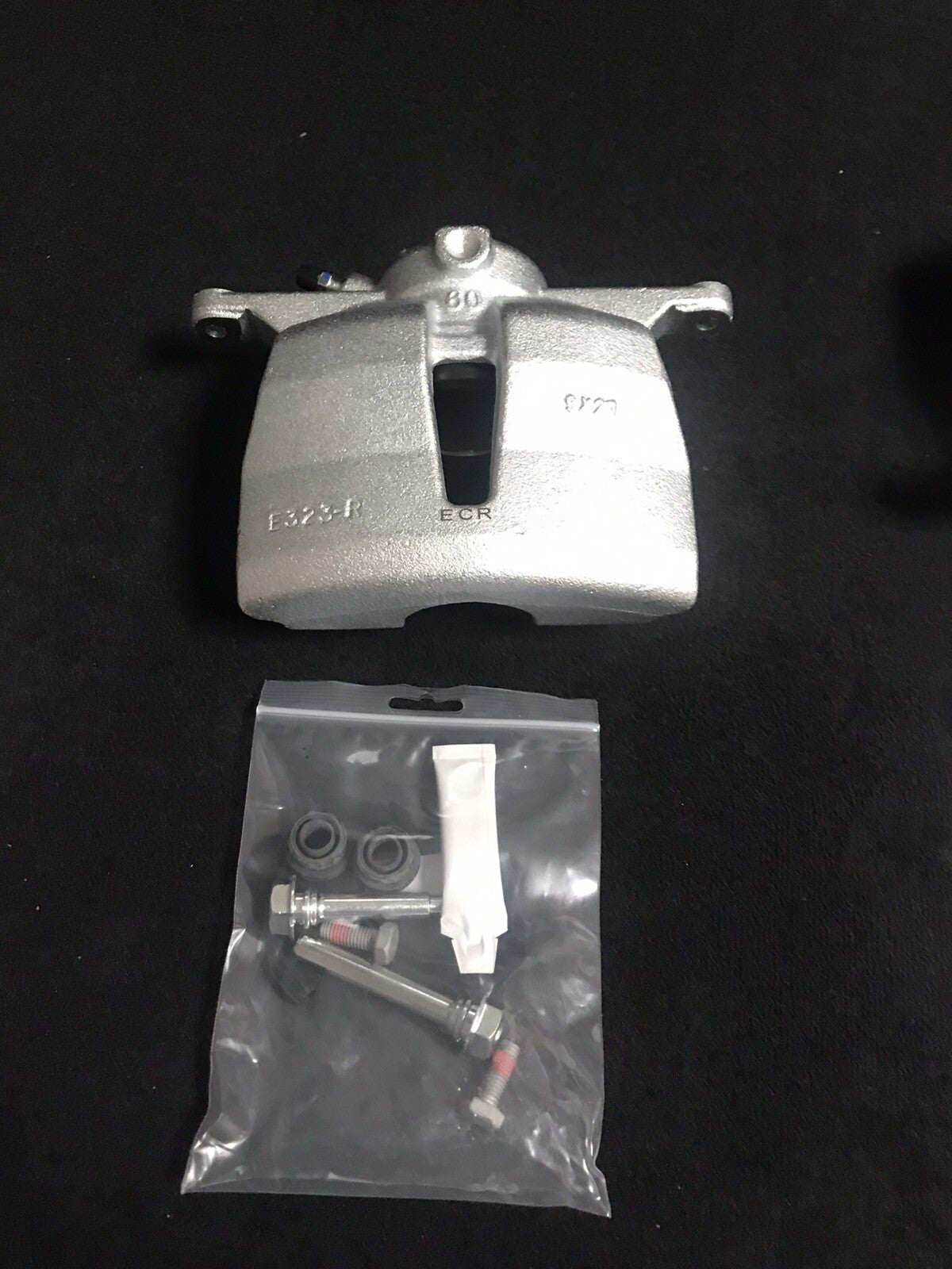 FRONT BRAKE CALIPER LH NS +SLIDER PIN TIGUAN SUPERB OCTAVIA PASSAT CC 340MM DISC