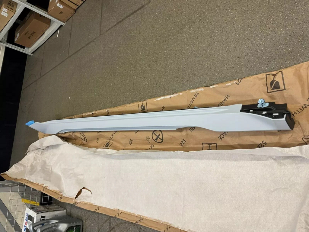 AUDI RS6 2020 ONWARDS RIGHT SIDE MEMBER / SILL TRIM 4K0853860BGRU GENUINE