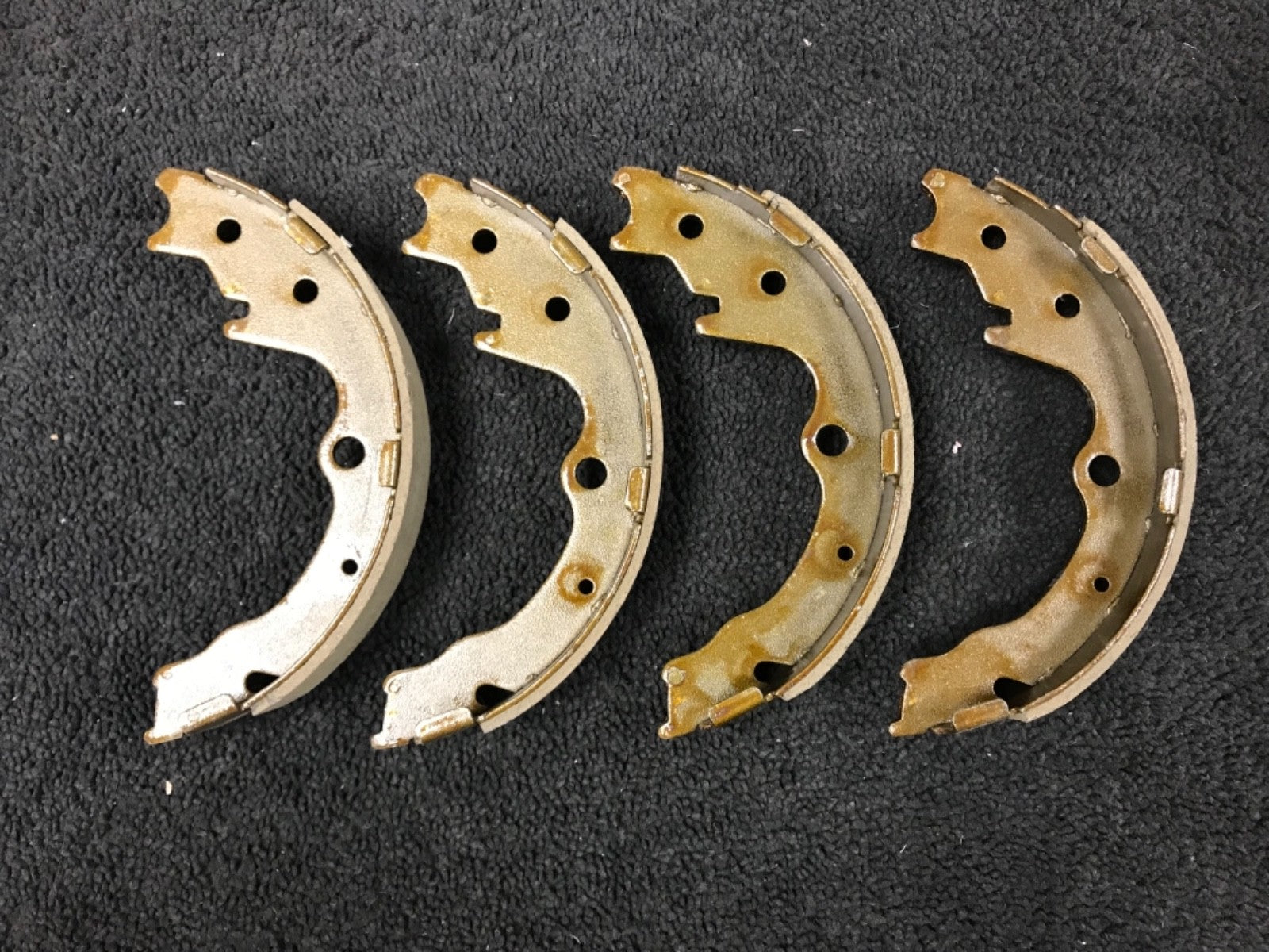 FOR  MAZDA BONGO IMPORT WL 2.5D 2.5TD 2.5V6 DIESEL REAR HAND BRAKE PARKING SHOES