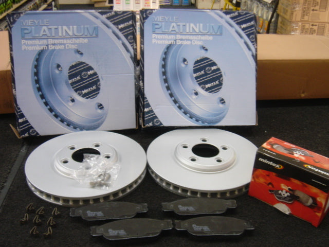FOR JAGUAR S TYPE 2.5 3.0 4.0 V6 1999-2004 FRONT BRAKE DISCS MINTEX PADS 