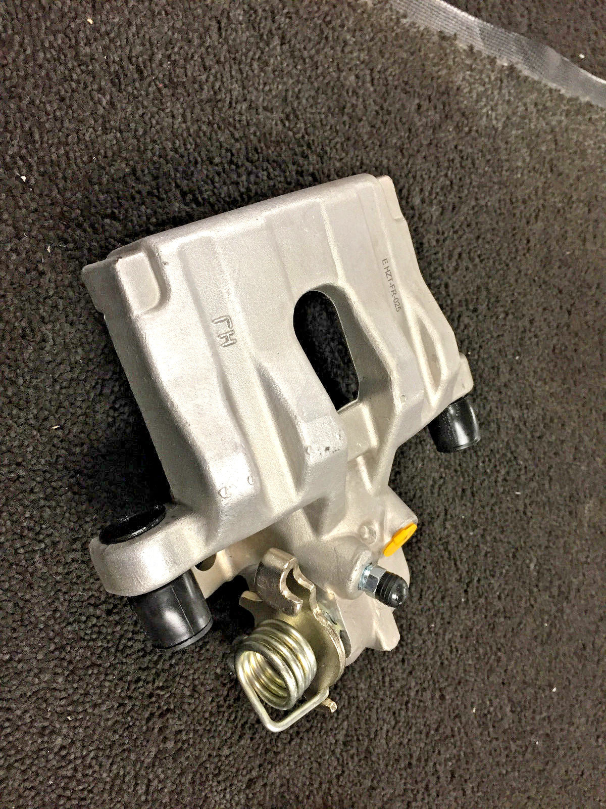 REAR RIGHT RH OS BRAKE CALIPER REAR FORD TRANSIT CONNECT   2002-2013